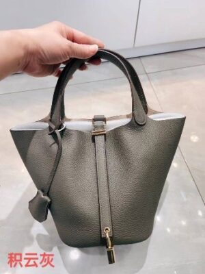 Alternative view of HANDBAG COW LEATHER- CODE SILVER